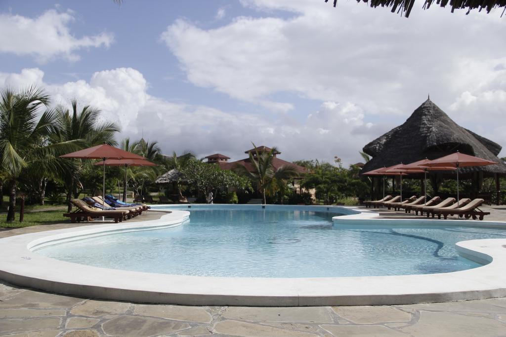 וואטאמו Crystal Bay Resort מראה חיצוני תמונה